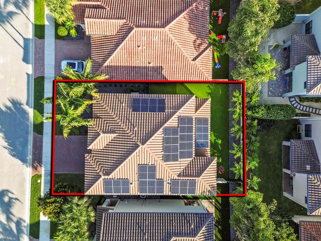 8060 Cactus Quartz Circle, Delray Beach, FL 33446