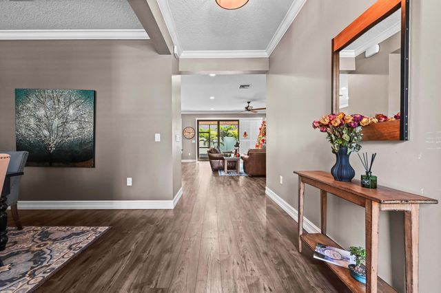 8060 Cactus Quartz Circle, Delray Beach, FL 33446