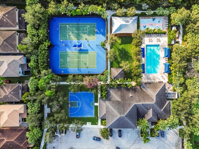 8060 Cactus Quartz Circle, Delray Beach, FL 33446