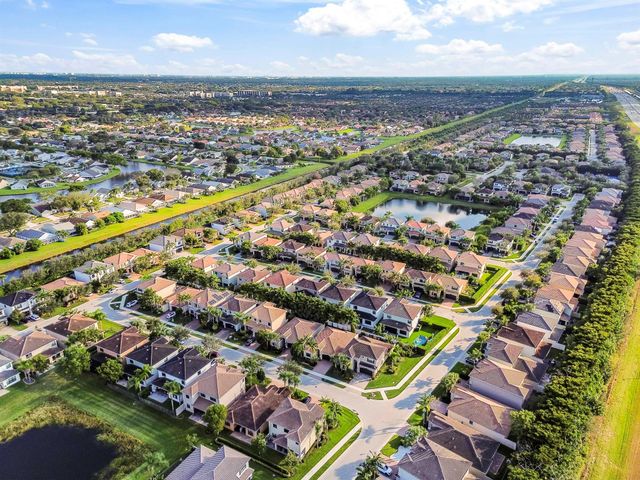 8060 Cactus Quartz Circle, Delray Beach, FL 33446