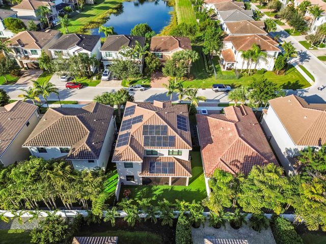8060 Cactus Quartz Circle, Delray Beach, FL 33446