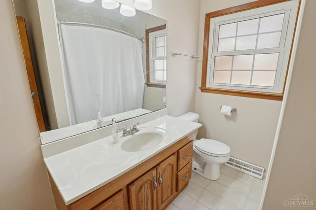 5326 Dee Alva Drive, Fairfield, OH 45014