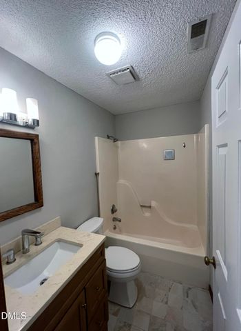 4305 Hunters Club Drive, Raleigh, NC 27606