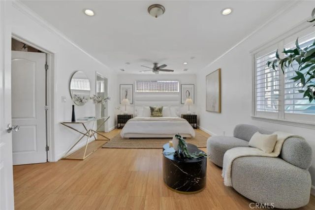 7017 Vicky Avenue, West Hills, CA 91307