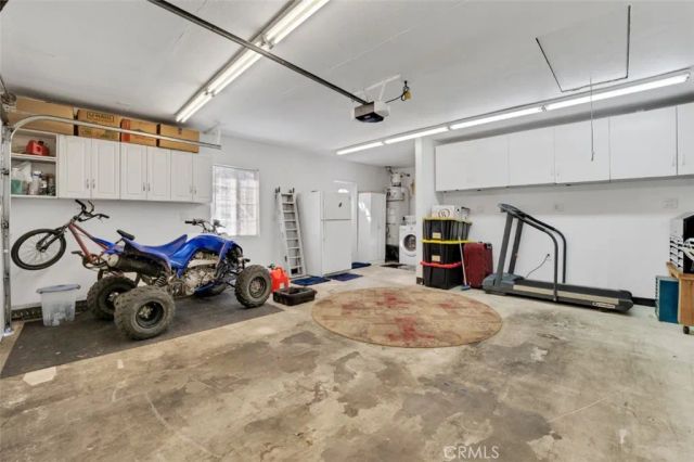 7017 Vicky Avenue, West Hills, CA 91307