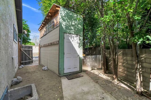 7017 Vicky Avenue, West Hills, CA 91307