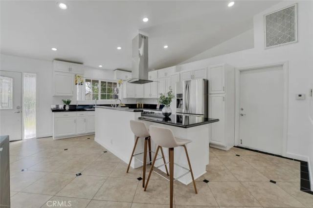 7017 Vicky Avenue, West Hills, CA 91307