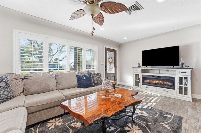 3595 FLORAL DRIVE, Largo, FL 33771