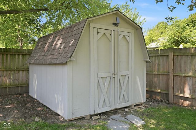 5238 Tamarisk Court, Indianapolis, IN 46237