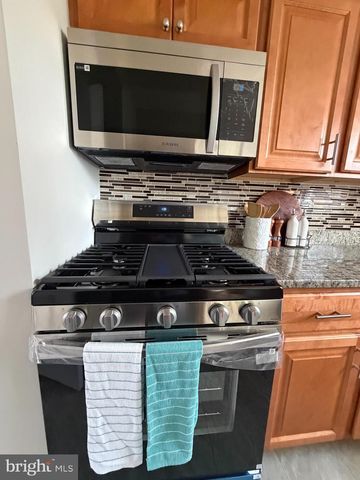 2308 VERMONT AVE, Landover, MD 20785