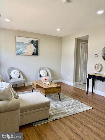 2308 VERMONT AVE, Landover, MD 20785