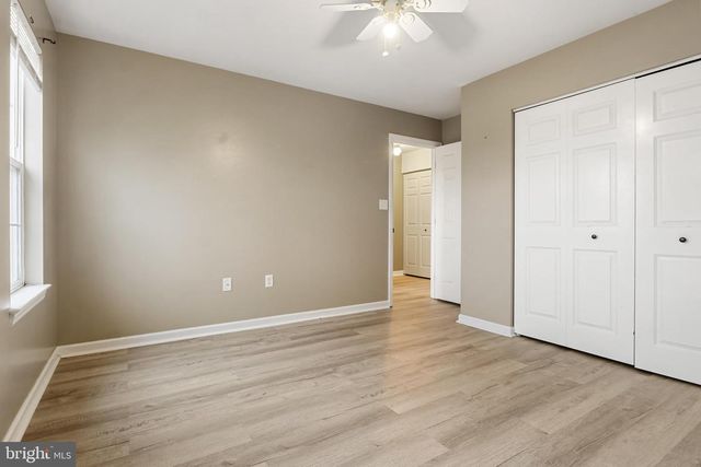 1060 HEARTHRIDGE LN, York, PA 17404