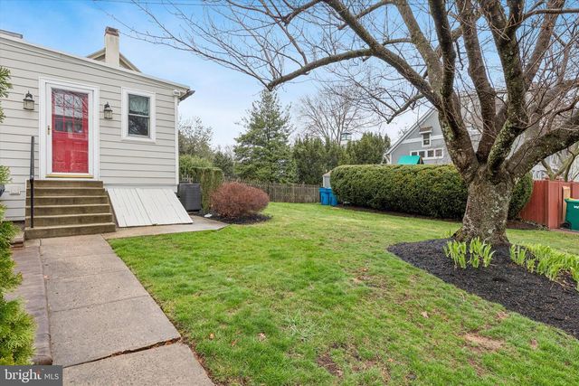 109 S WEST ST, Doylestown, PA 18901