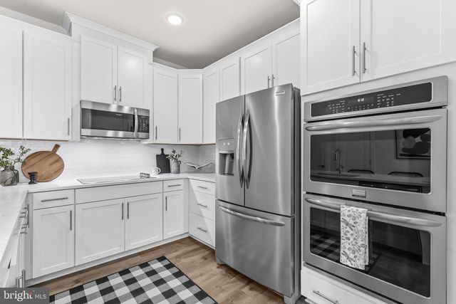 238 VAN BUREN ST, Herndon, VA 20170