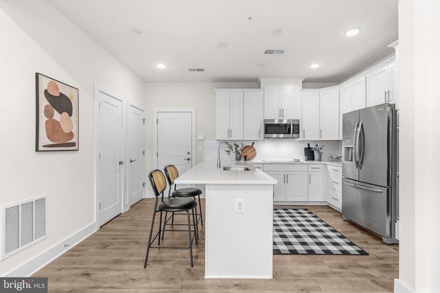 238 VAN BUREN ST, Herndon, VA 20170