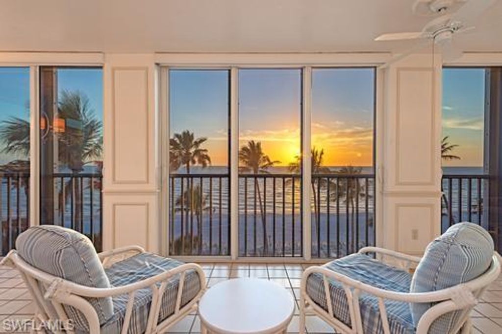 3377 GULF SHORE BLVD N 4D, NAPLES, FL 34103 — photo 2