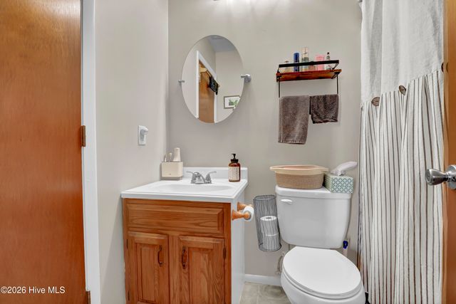 9003-9005 E 9th Street, Surf City, NC 28445