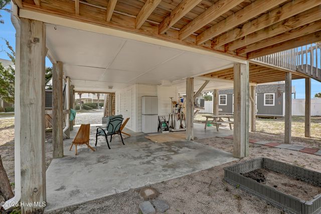 9003-9005 E 9th Street, Surf City, NC 28445