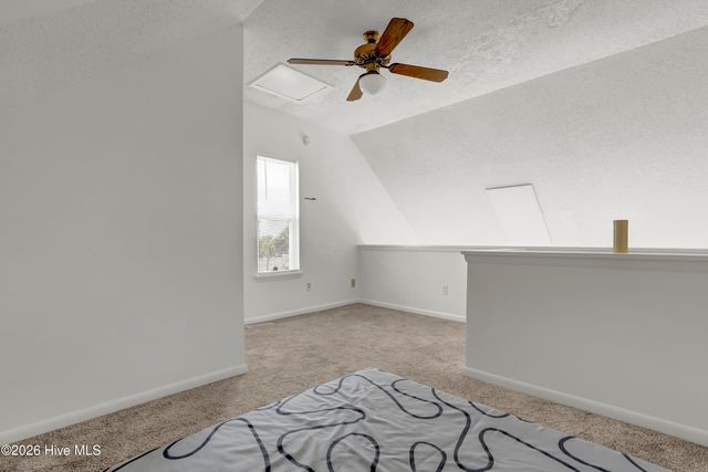9003-9005 E 9th Street, Surf City, NC 28445