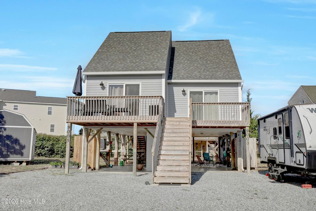9003-9005 E 9th Street, Surf City, NC 28445