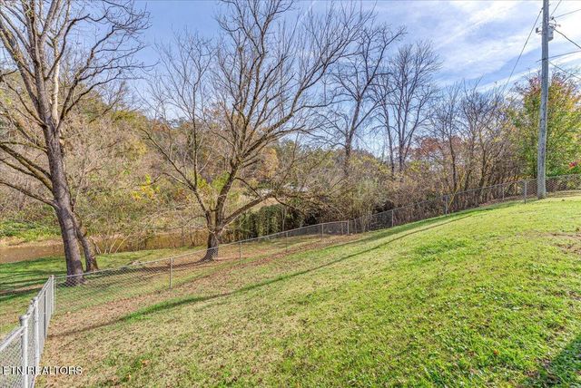 3333 Oma Lee Drive, Sevierville, TN 37876