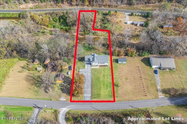 3333 Oma Lee Drive, Sevierville, TN 37876