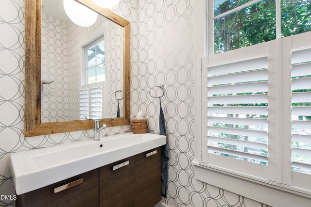 312 Glendale Drive, Chapel Hill, NC 27514