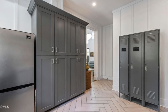 312 Glendale Drive, Chapel Hill, NC 27514