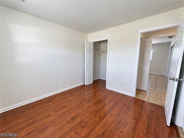 1213 NE 8th ST, Cape Coral, FL 33909