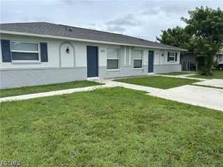 1213 NE 8th ST, Cape Coral, FL 33909