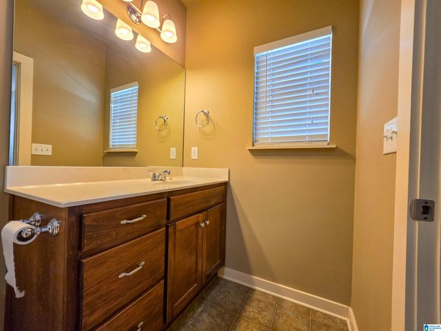 568 KINCAID COVE LANE, Odenville, AL 35120