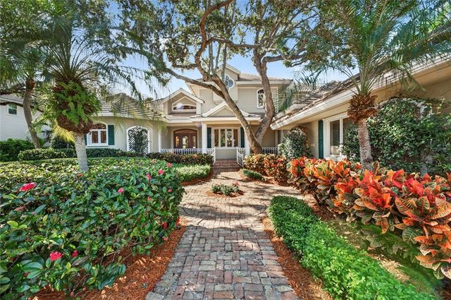 1261 Indian Mound Trail, Vero Beach, FL 32963