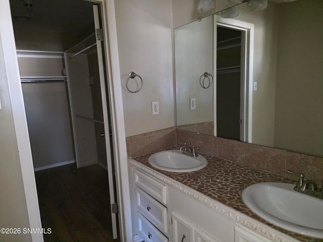 113 Buckskin Loop, Santa Teresa, NM 88008