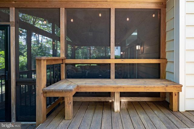 6909 TRILLIUM LN, Springfield, VA 22152