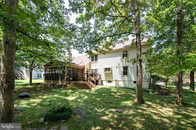 6909 TRILLIUM LN, Springfield, VA 22152