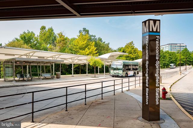 6909 TRILLIUM LN, Springfield, VA 22152