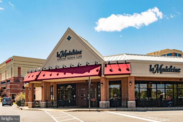 6909 TRILLIUM LN, Springfield, VA 22152