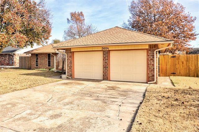 3604 Necia Street, Moore, OK 73160