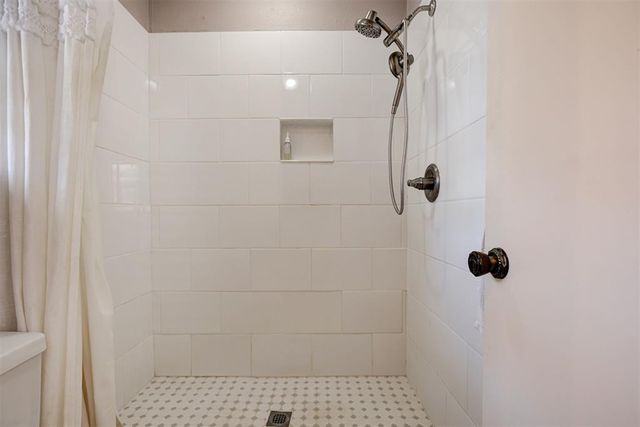 3604 Necia Street, Moore, OK 73160