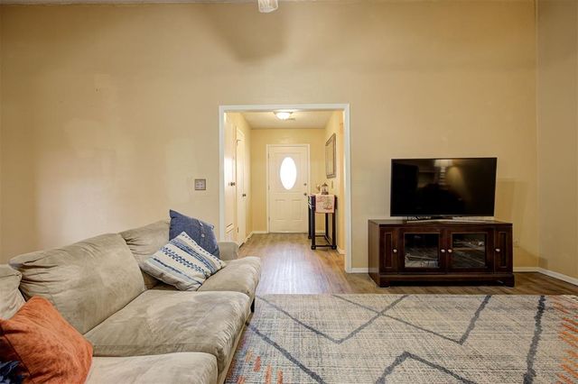 3604 Necia Street, Moore, OK 73160