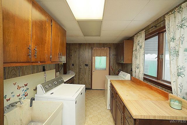 89 Roberts Avenue, Buffalo, NY 14206