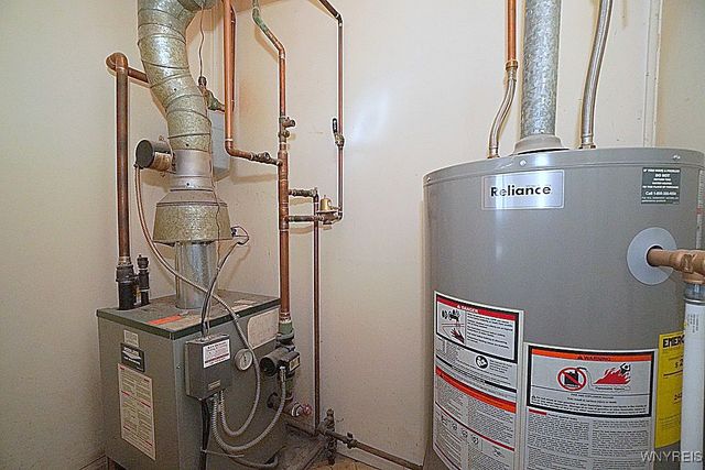 89 Roberts Avenue, Buffalo, NY 14206