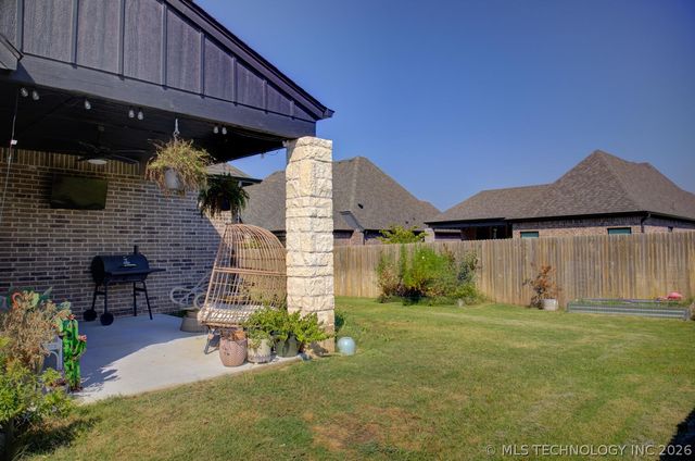 14509 E 80th Street North, Owasso, OK 74055