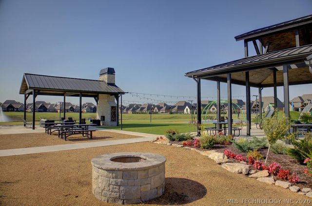 14509 E 80th Street North, Owasso, OK 74055