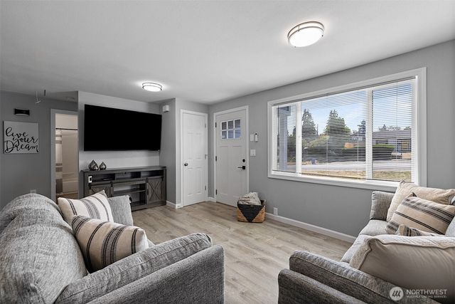 4905 N 30th Street, Tacoma, WA 98407