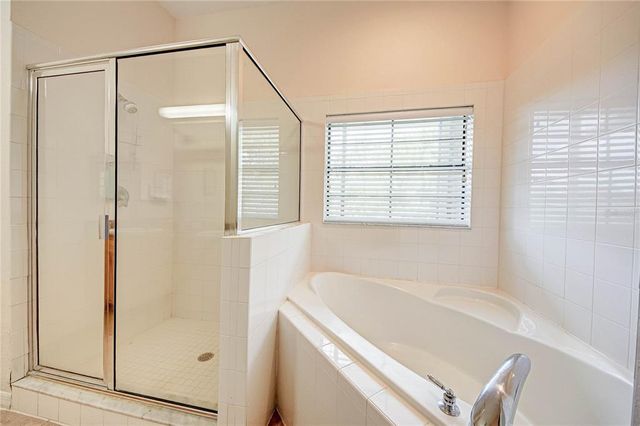 9055 TREASURE TROVE LANE 407, Kissimmee, FL 34747