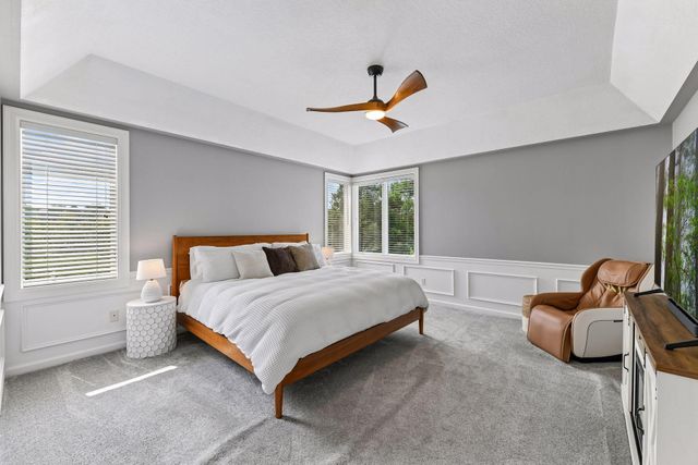 8754 Ridge Ponds Court, Victoria, MN 55386