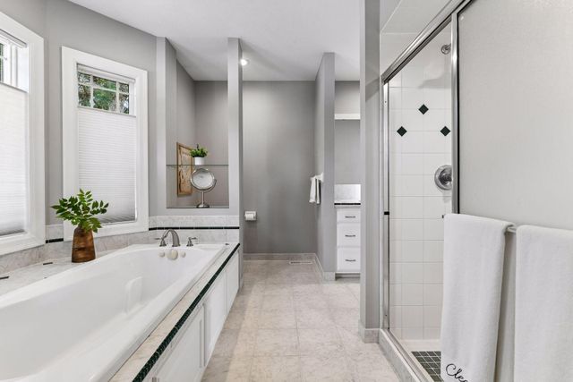 8754 Ridge Ponds Court, Victoria, MN 55386