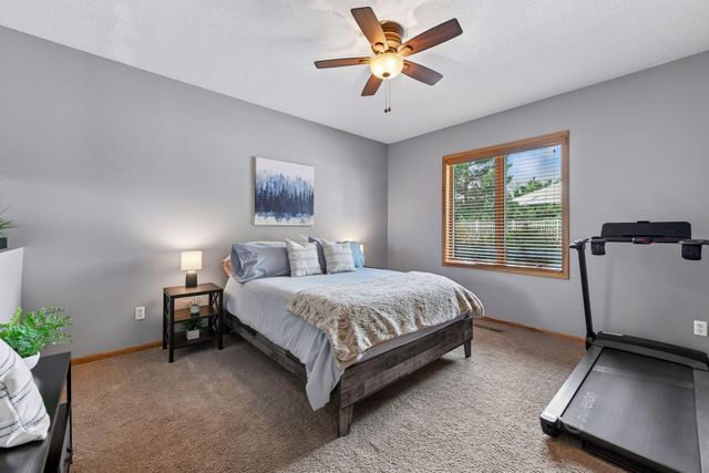 8754 Ridge Ponds Court, Victoria, MN 55386