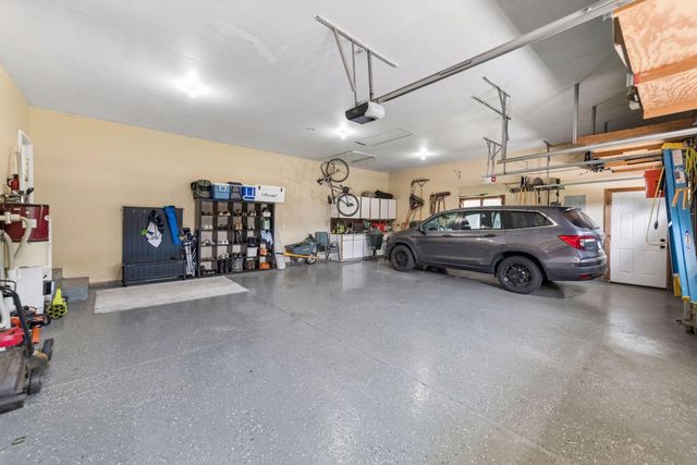 8754 Ridge Ponds Court, Victoria, MN 55386